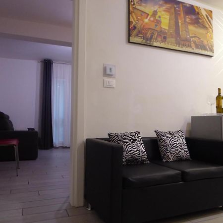 Mascarella House Bologna Apartment ภายนอก รูปภาพ